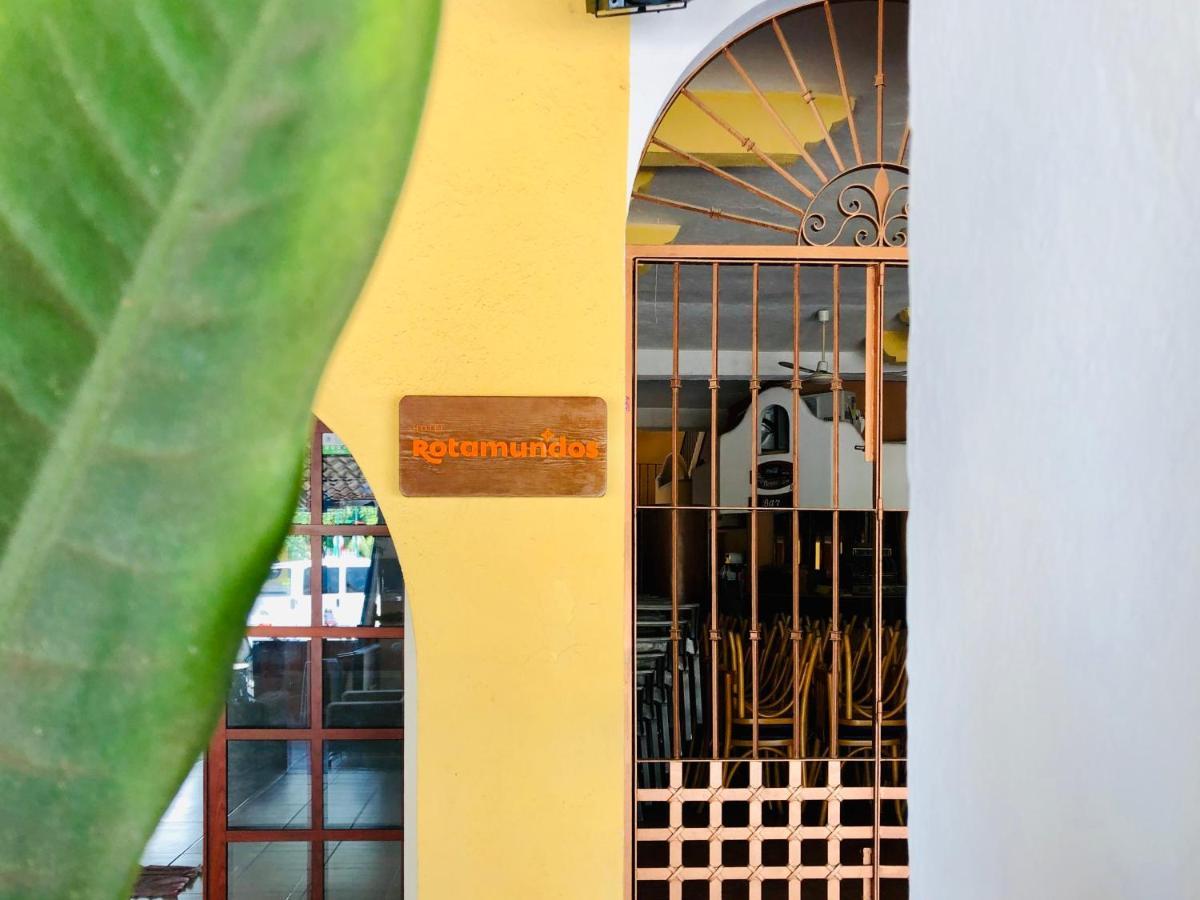 Hotel Playa Del Parque By Rotamundos Huatulco Exterior photo